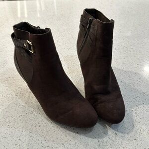 Karen Scott Womens maxinee Closed Toe Ankle Fashion Boot, Metallic Brown Suede